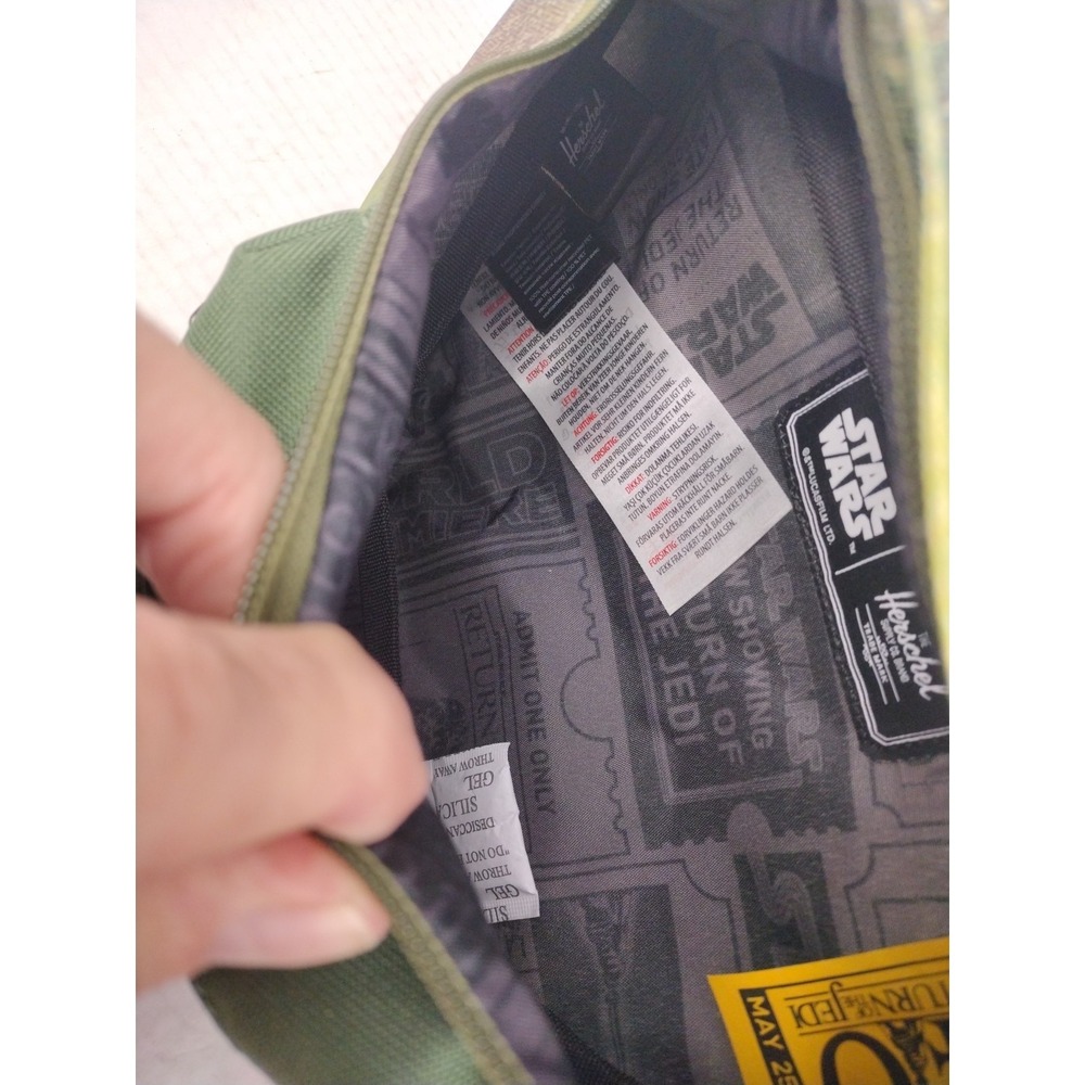 NEW Star Wars Herschel Fanny Pack Return of the Jedi 40th Anniversary Disney Bag - Picture 8 of 12